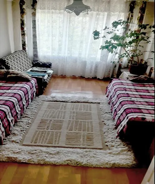 Darnickiy Bulvar Kijów 0*,