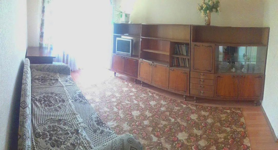 Darnickiy Bulvar Kyiv Apartment