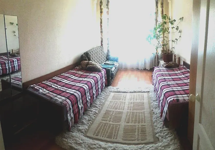 Darnickiy Bulvar Kyiv 0*,